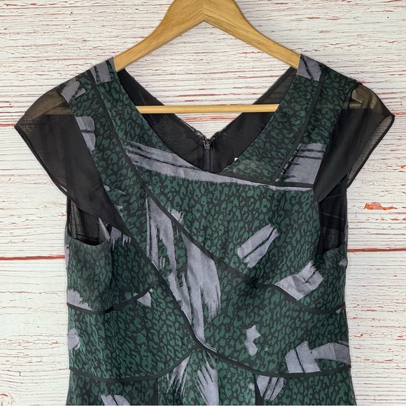 Reiss Loretta Chiffon Flutter Sleeve Dress Green and Black Sz 6 - Picture 6 of 14